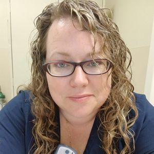 Meet your Posher, Connie